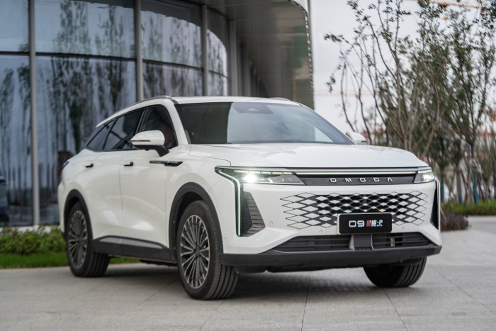 Der Omoda 9 kommt als Plug-in-Hybrid in Deutschland auf den Markt. (Bild: Chery)